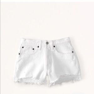 Abercrombie & Fitch the Boyfriend Short Curve Love distressed white shorts